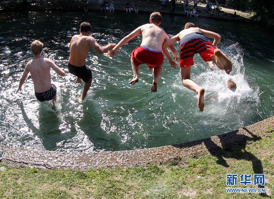 周江勇:英语正在成为杭州连接世界的重要“桥梁”