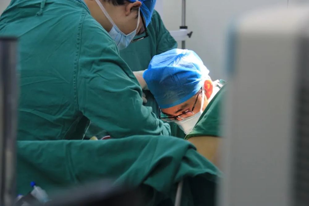 事发滨州邻市一孩子将22根磁力棒塞进尿道