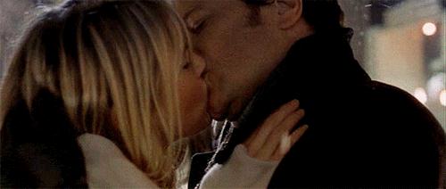 一千句情话,都不如你的一个吻