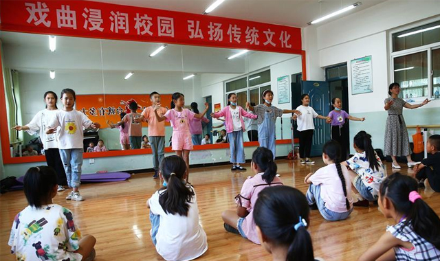 什么是少年宫活动 f44d305ea4db2083316e27.jpg