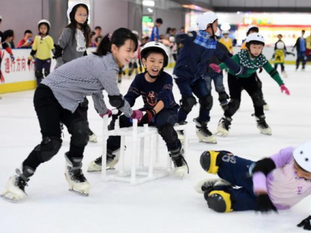 为了“冰雪进校园”，你知道南方的师生有多努力吗