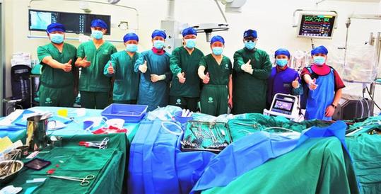 全国首例微创体外人工心脏置入手术在协和医院成功实施