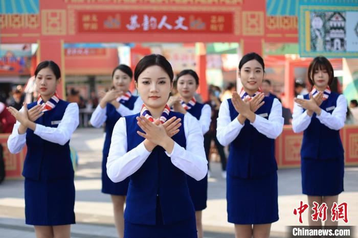 做中学学中做南京高校举办专业文化节锻造学子职业技能
