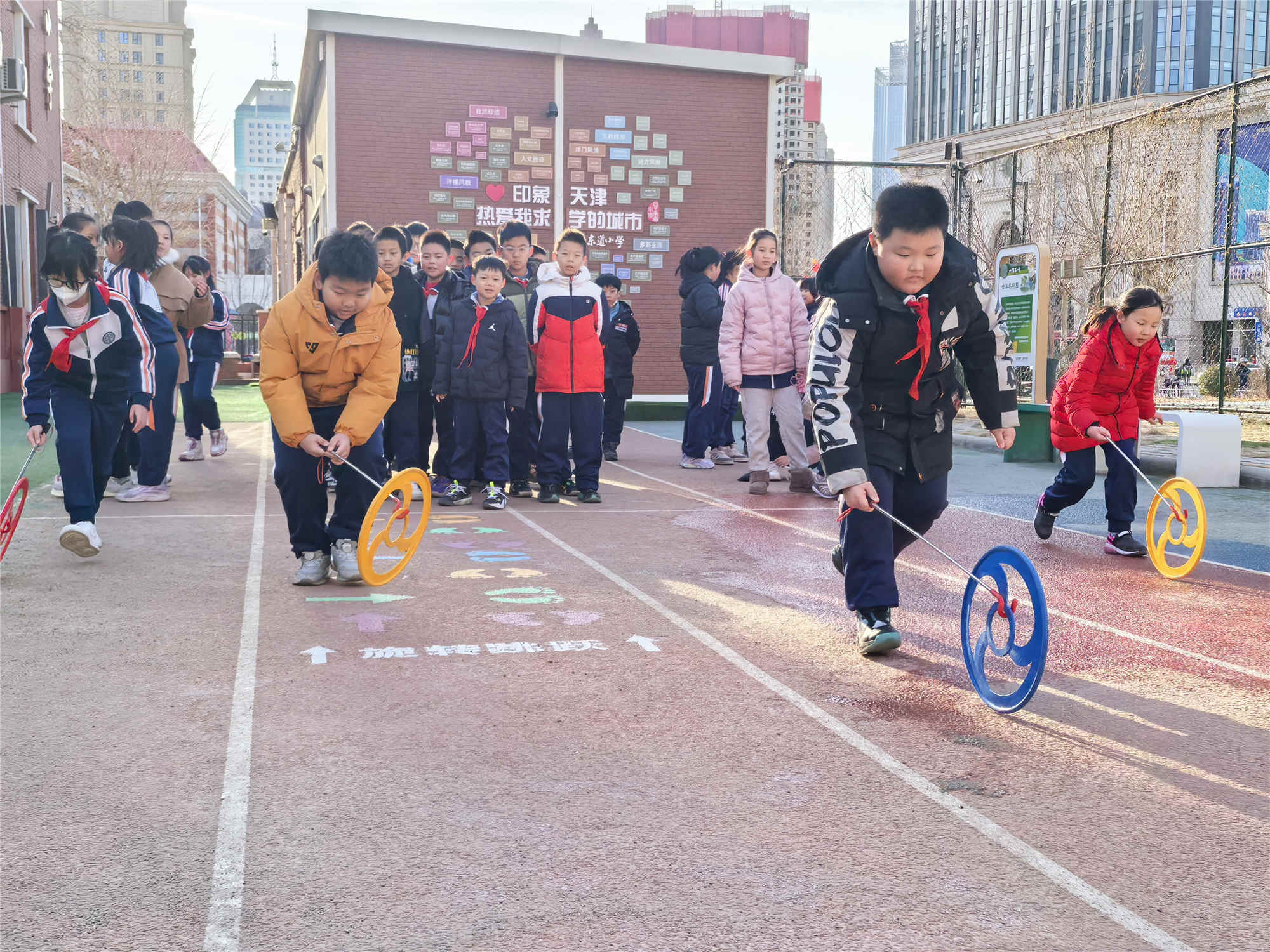 萌娃归校，“绘”出多彩新学期