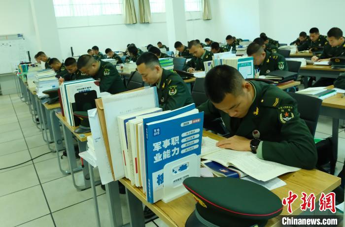 2025年度军队院校招收士兵学员军事共同课目考试开考