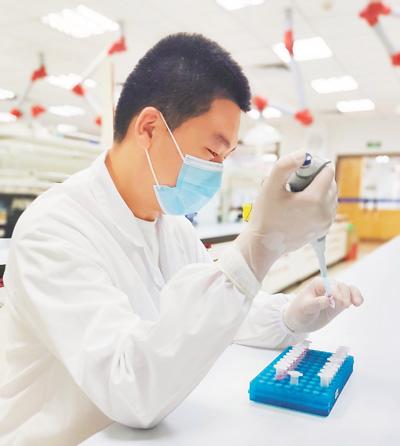 民企来了博士毕业生：这里的舞台一样广阔
