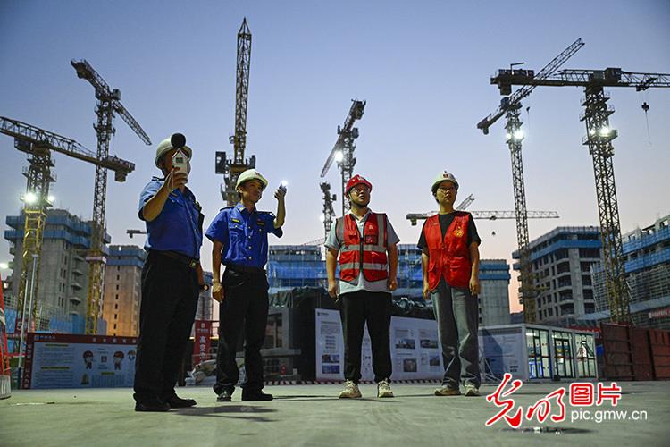护航高考 以温暖守护托举青春梦想