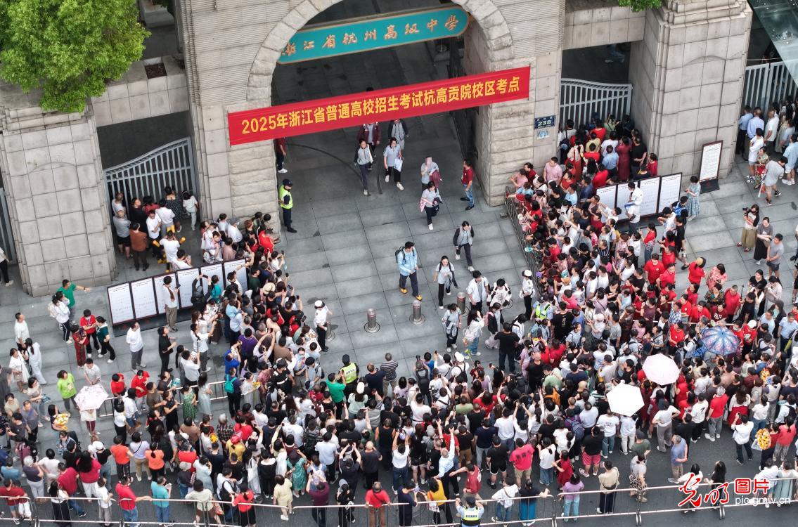 【青春逐梦 高考时刻】以自信之姿奔赴青春考场