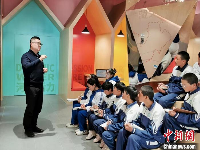 上海深化智力帮扶 “人才培育+产业升级”双轮驱动