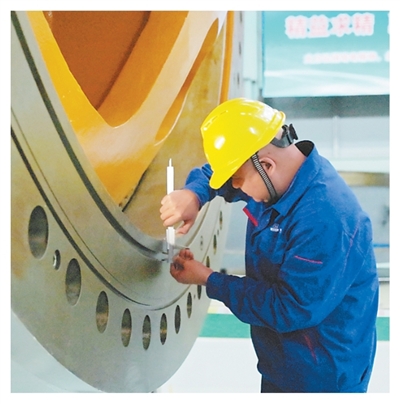 学过硬技能 铸大国重器（深聚焦）