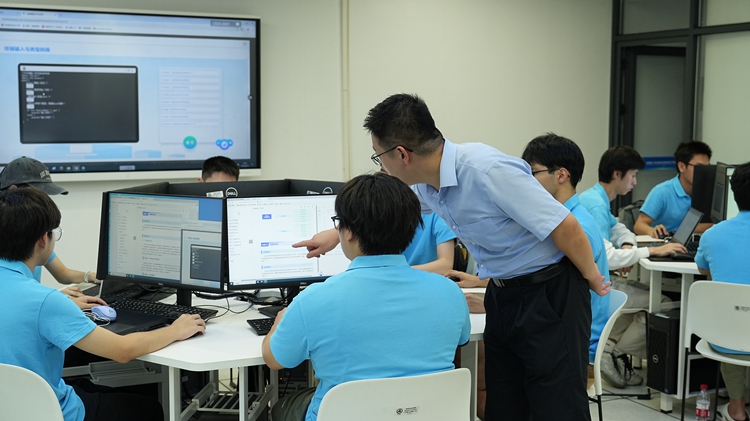 推动产教融合 数字教材重塑职教课堂