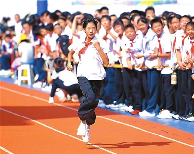 筑起学生成长的“健康地基” 筑起学生成长的“健康地基”