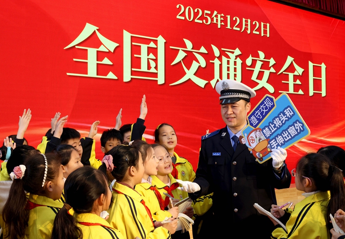 山东枣庄:交通安全教育进校园 山东枣庄:交通安全教育进校园