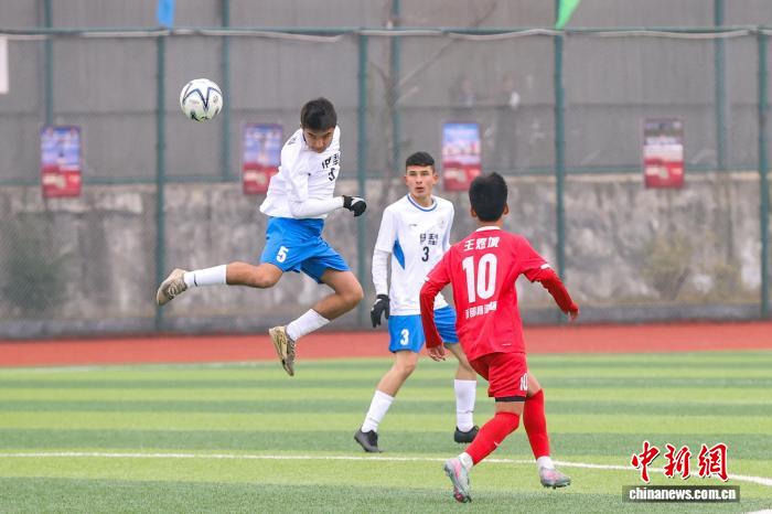 第二届“西部青训杯”青少年足球交流赛在贵州毕节开赛