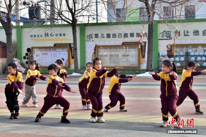 中医药文化浸润校园