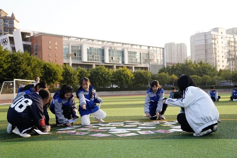 剪纸、鸣鸠琴、陶艺……这里的课后托管“玩”出新花样