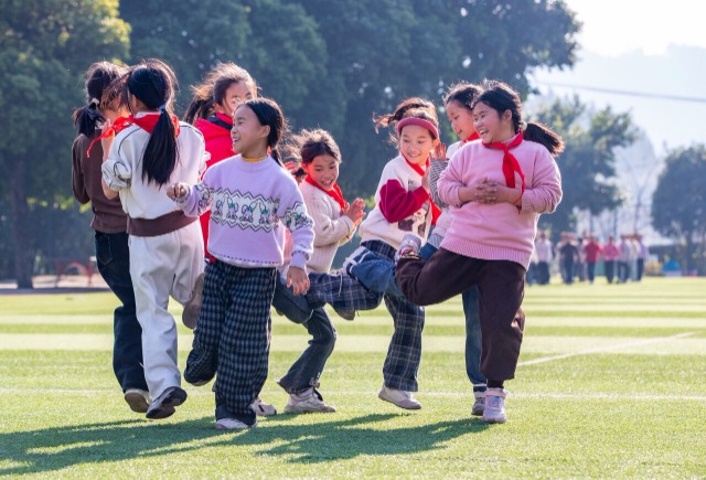 贵州从江：体育课 动起来