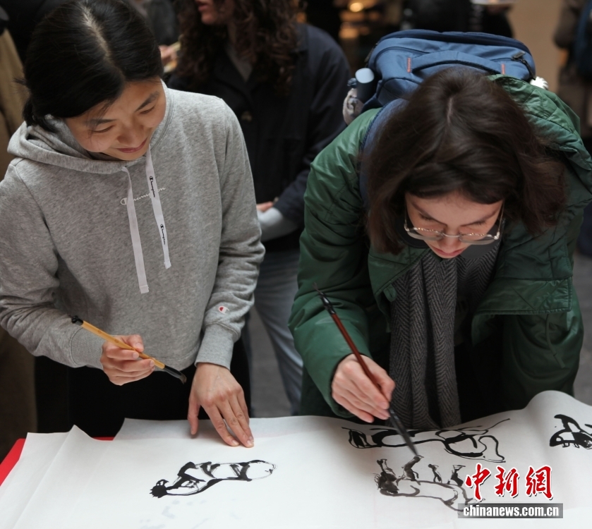 中国新春庙会走进比利时知名学府 中国新春庙会走进比利时知名学府