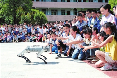 “人工智能+”,如何加好教育 “人工智能+”,如何加好教育