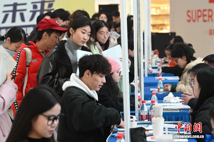 助力青年逐梦 南京举办新媒体专场招聘会搭起人才连心桥