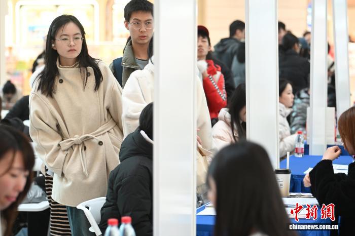 助力青年逐梦 南京举办新媒体专场招聘会搭起人才连心桥