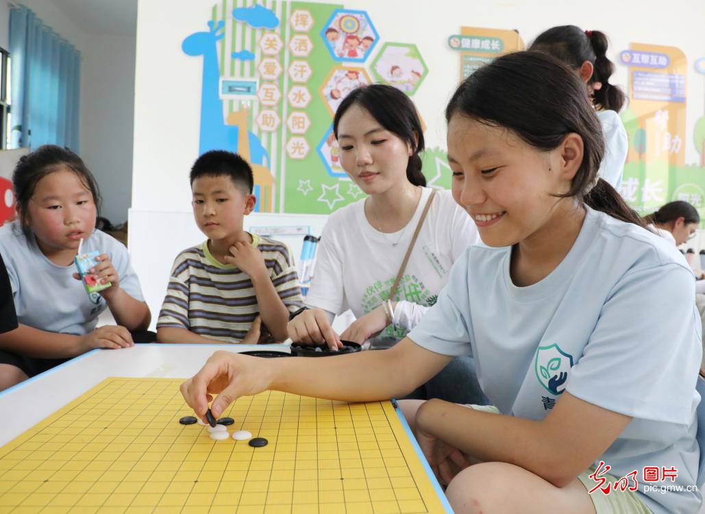 以青春之我赴暑期之约 陪伴少年儿童快乐成长 以青春之我赴暑期之约 陪伴少年儿童快乐成长