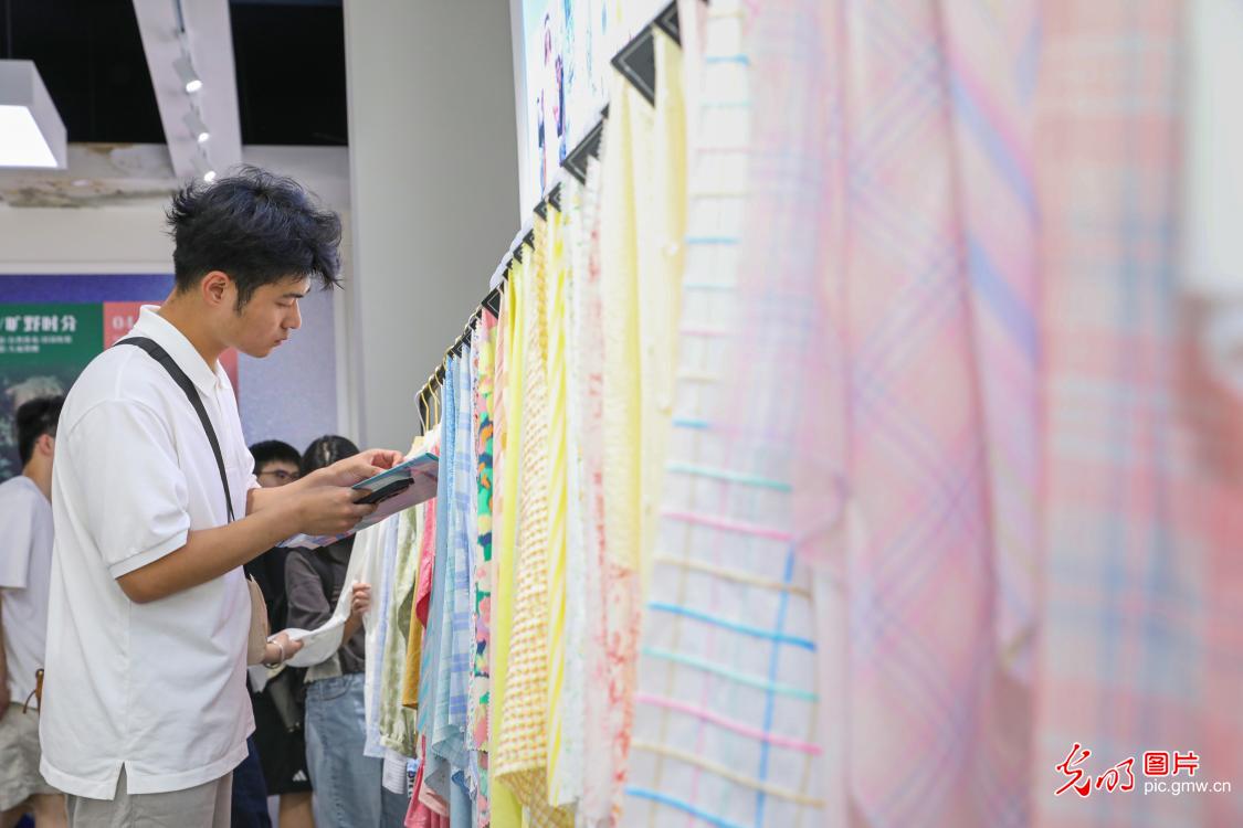 青年学子在一线:锤炼专业本领,服务地方发展 青年学子在一线:锤炼专业本领,服务地方发展