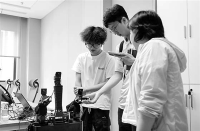 大一学生进研发一线,改变了什么 大一学生进研发一线,改变了什么