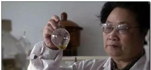 89岁屠呦呦再次震惊世界她的事迹值得学习