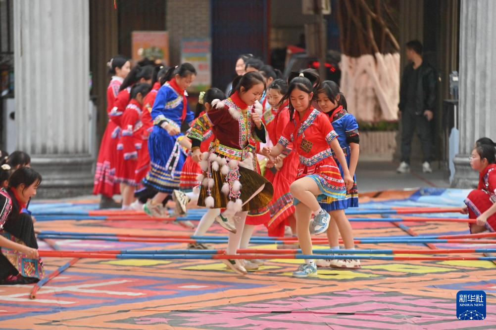 广西柳州：传统文化进校园