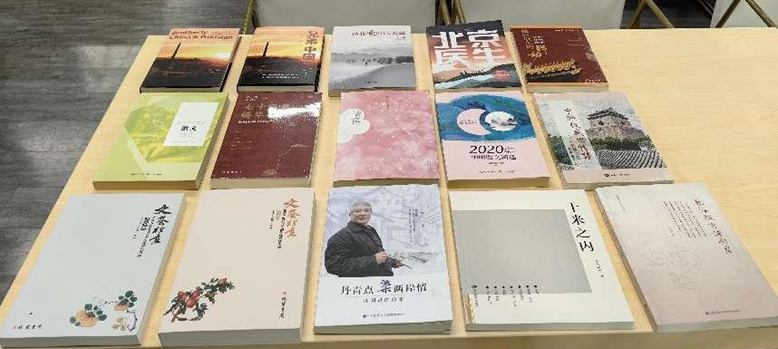 培养东城少年写中轴——中国作协志愿服务项目走进北京广渠门中学