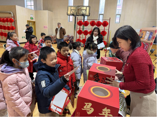 “小花蕾”智趣过大年：北京小学创新“期末考”玩转素养评价